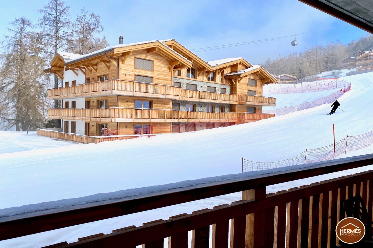 Superbe appartement ski-in & ski-out sur les pistes de Veysonnaz