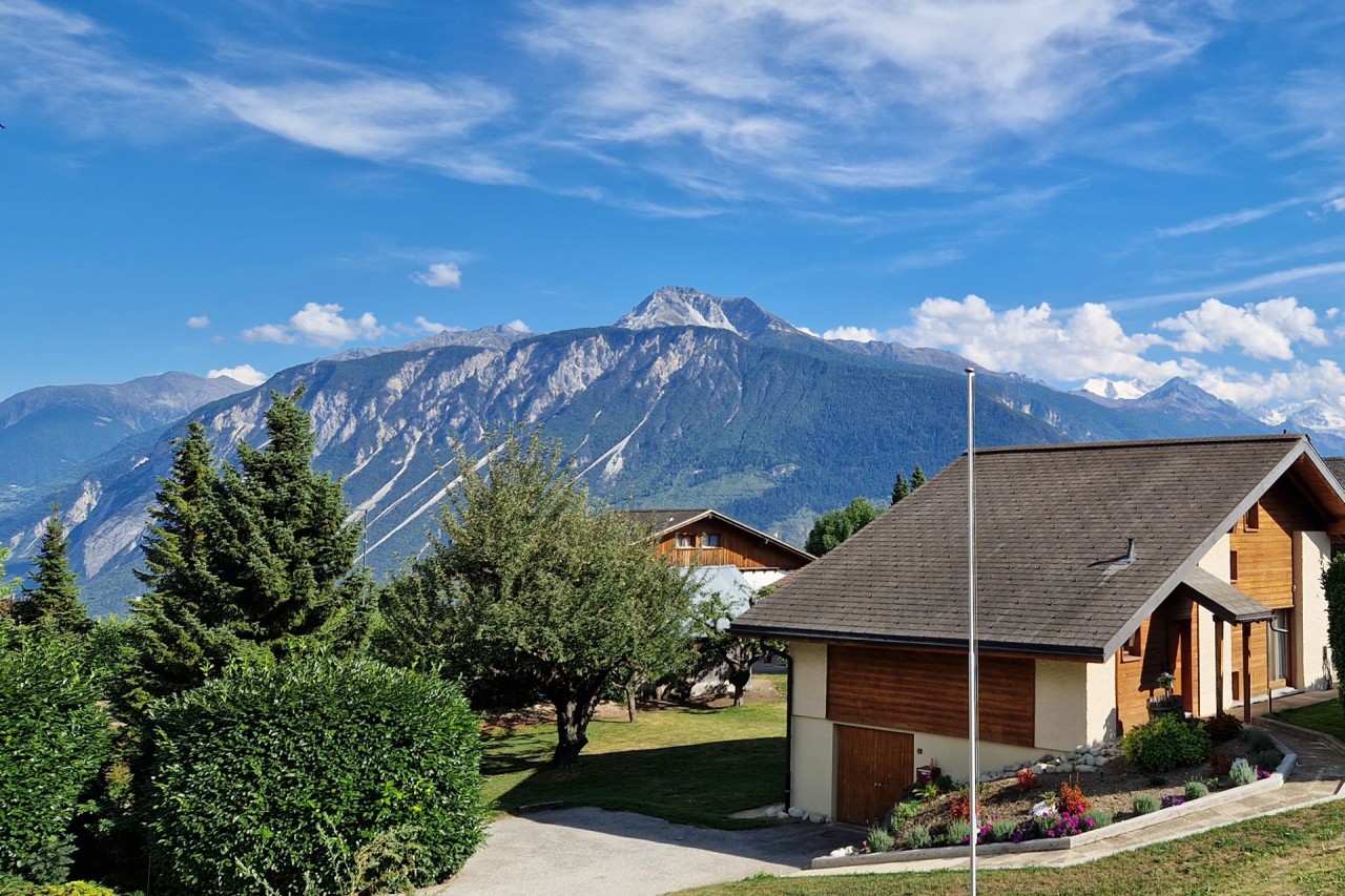 Crans-Montana. Mollens, promotion neuve avec vue panoramique