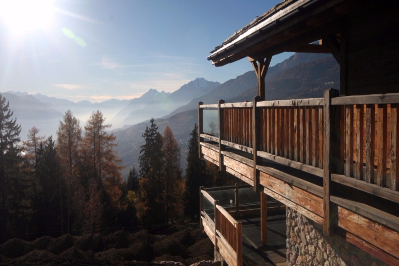 Crans-Montana. Crans Ouest, promotion neuve. Chalet de luxe