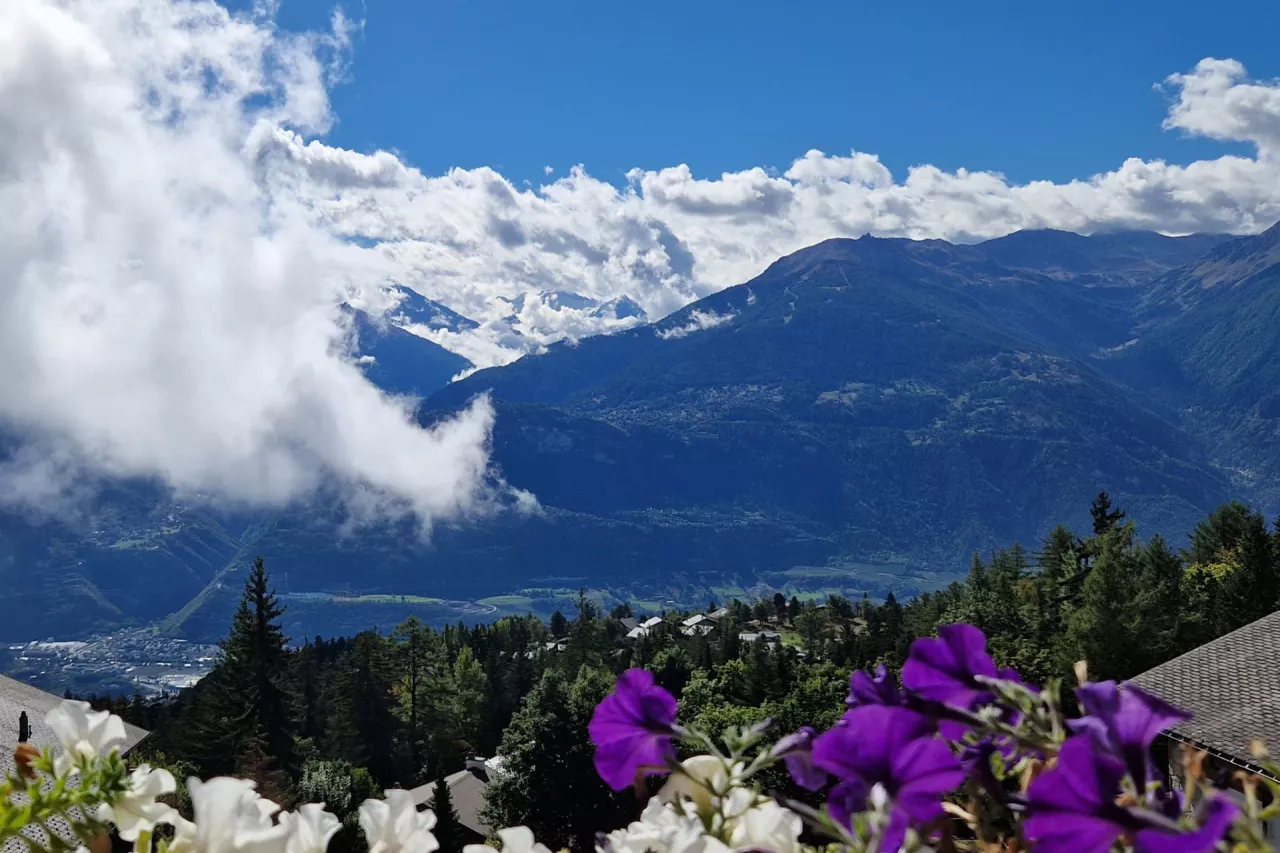 Exclusivité. Crans-Montana, attique duplex avec vue panoramique