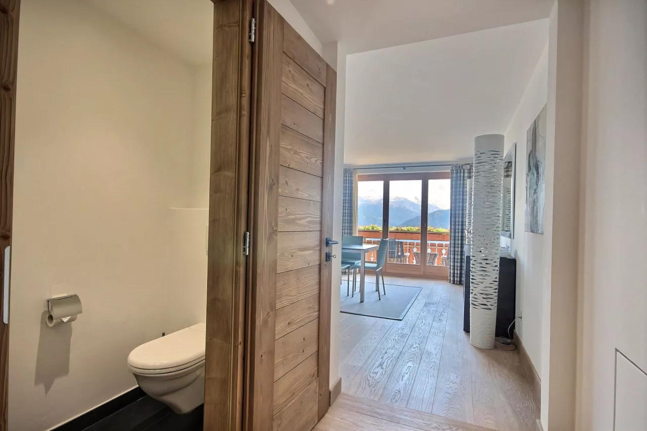 Exclusivité. Crans-Montana, attique duplex avec vue panoramique