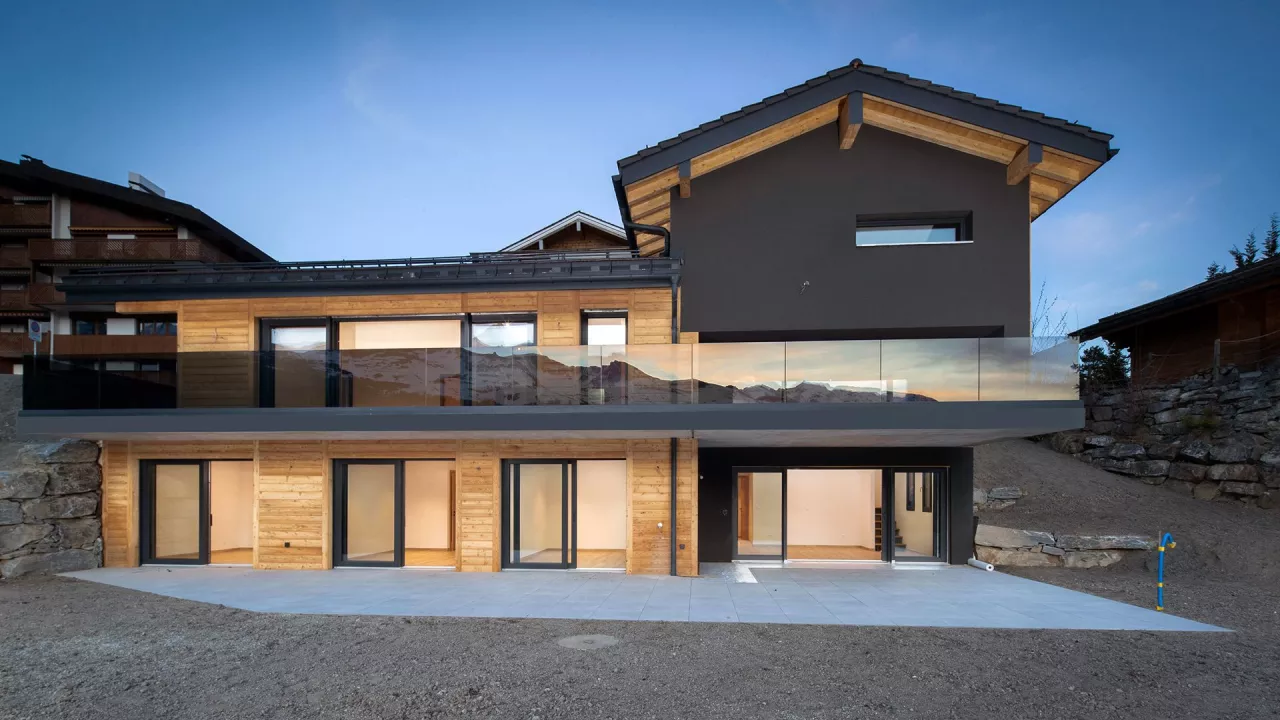Crans-Montana. Maison individuelle neuve de 5.5 pièces au style résolument contemporain