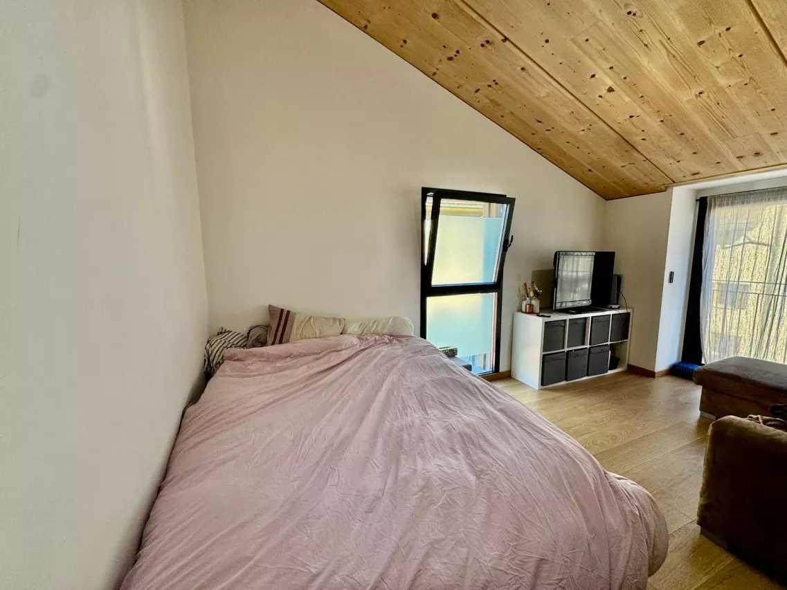 A louer un magnifique appartement en attique de 1.5 pièce de 48 m2