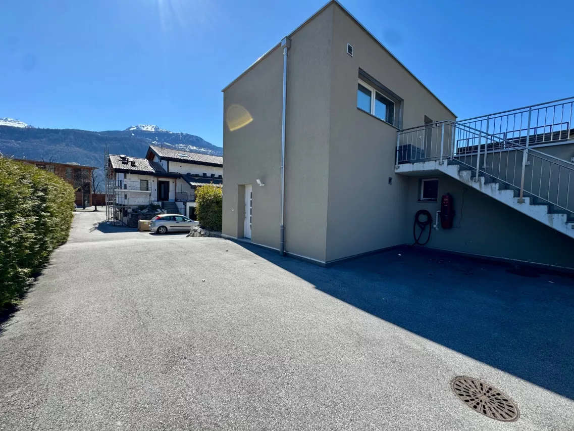 Magnifique appartement 2,5 pièces au rez de chaussée avec terrasse de 54m2