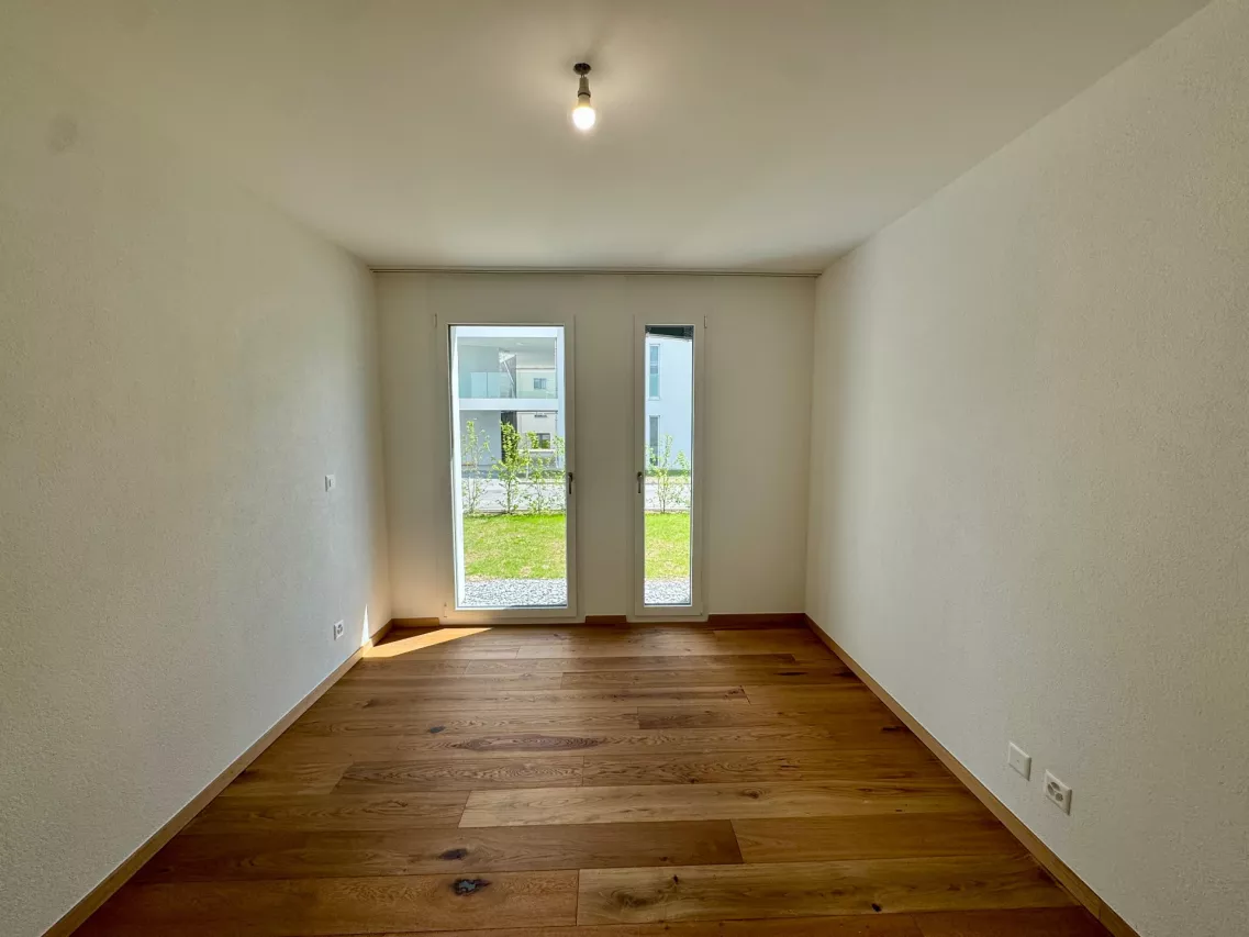 Appartement 2,5 pces neuf avec terrasse et jardin  