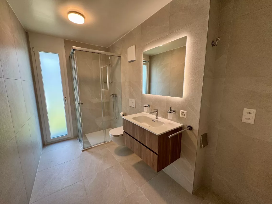 Appartement 2,5 pces neuf avec terrasse et jardin  