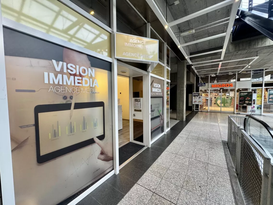 Local commercial PREMIUM au coeur de Sion - Visibilité maximale, opportunité rare !