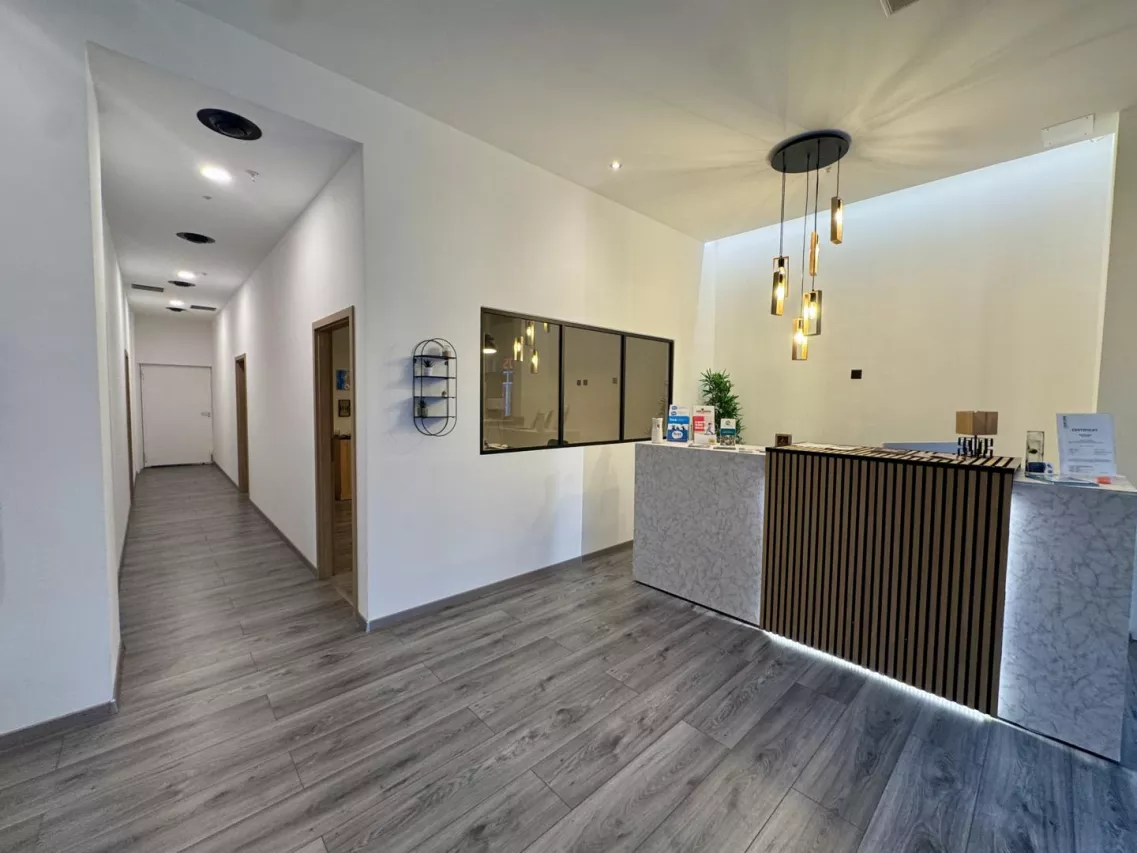 Local commercial PREMIUM au coeur de Sion - Visibilité maximale, opportunité rare !