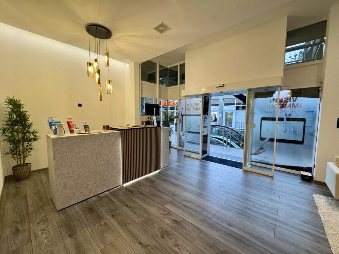 Local commercial PREMIUM au coeur de Sion - Visibilité maximale, opportunité rare !