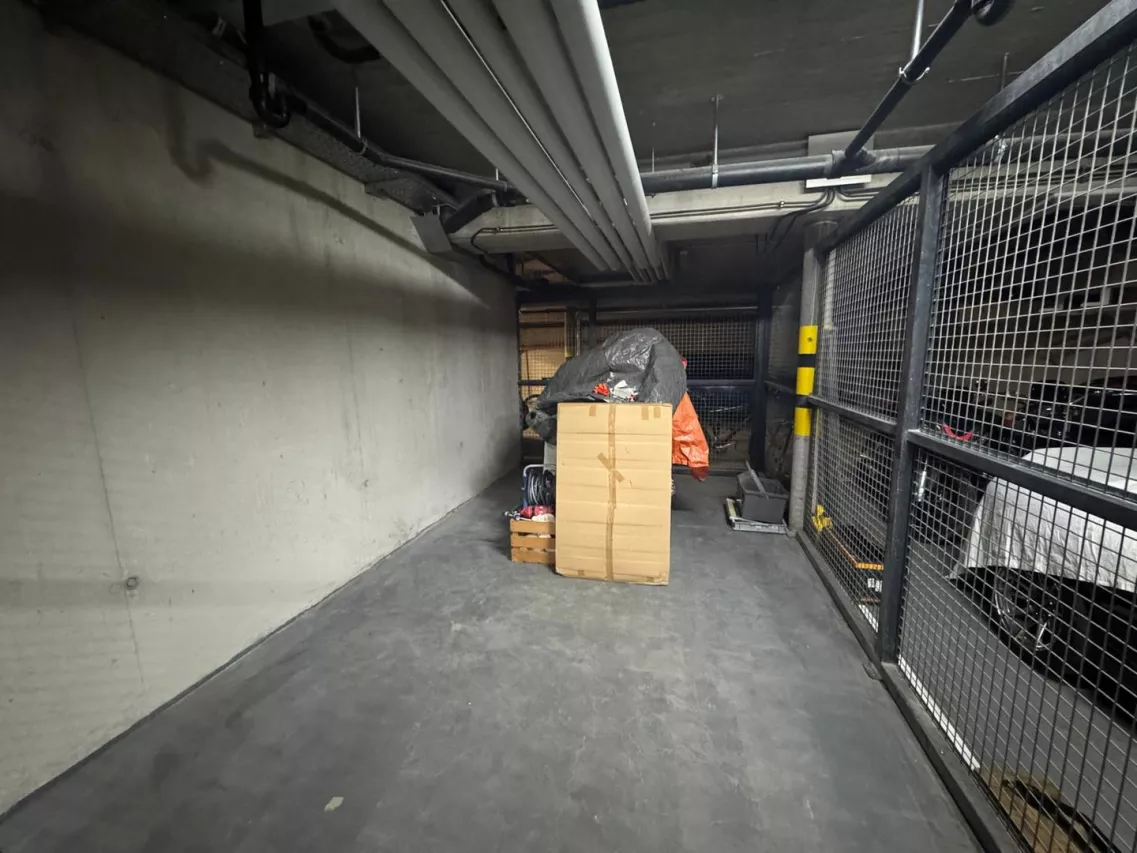À louer une place de parc dans garage souterrain