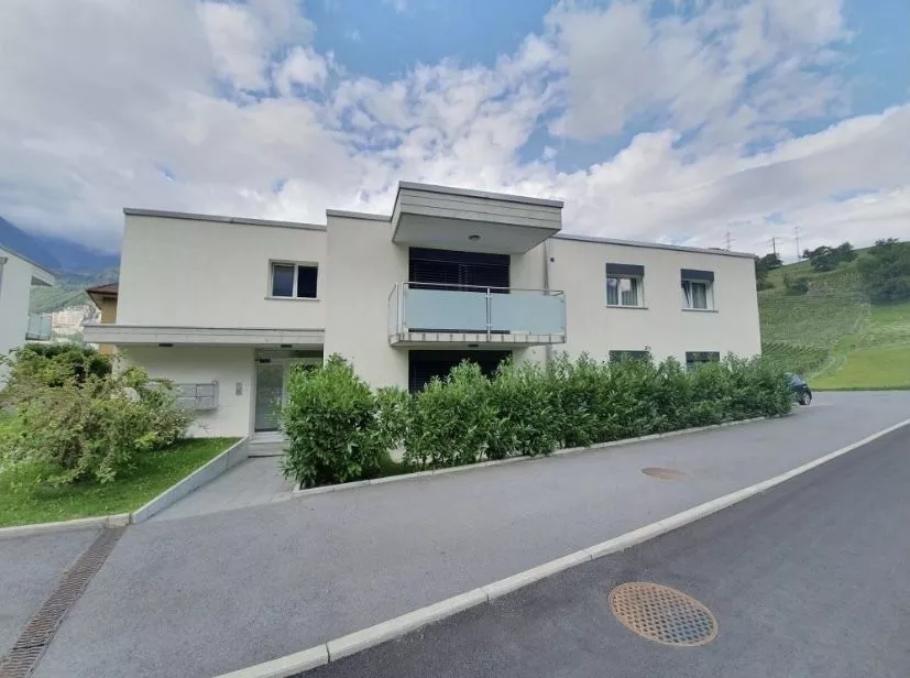 Joli 2,5 pces à louer avec grand balcon à Bex