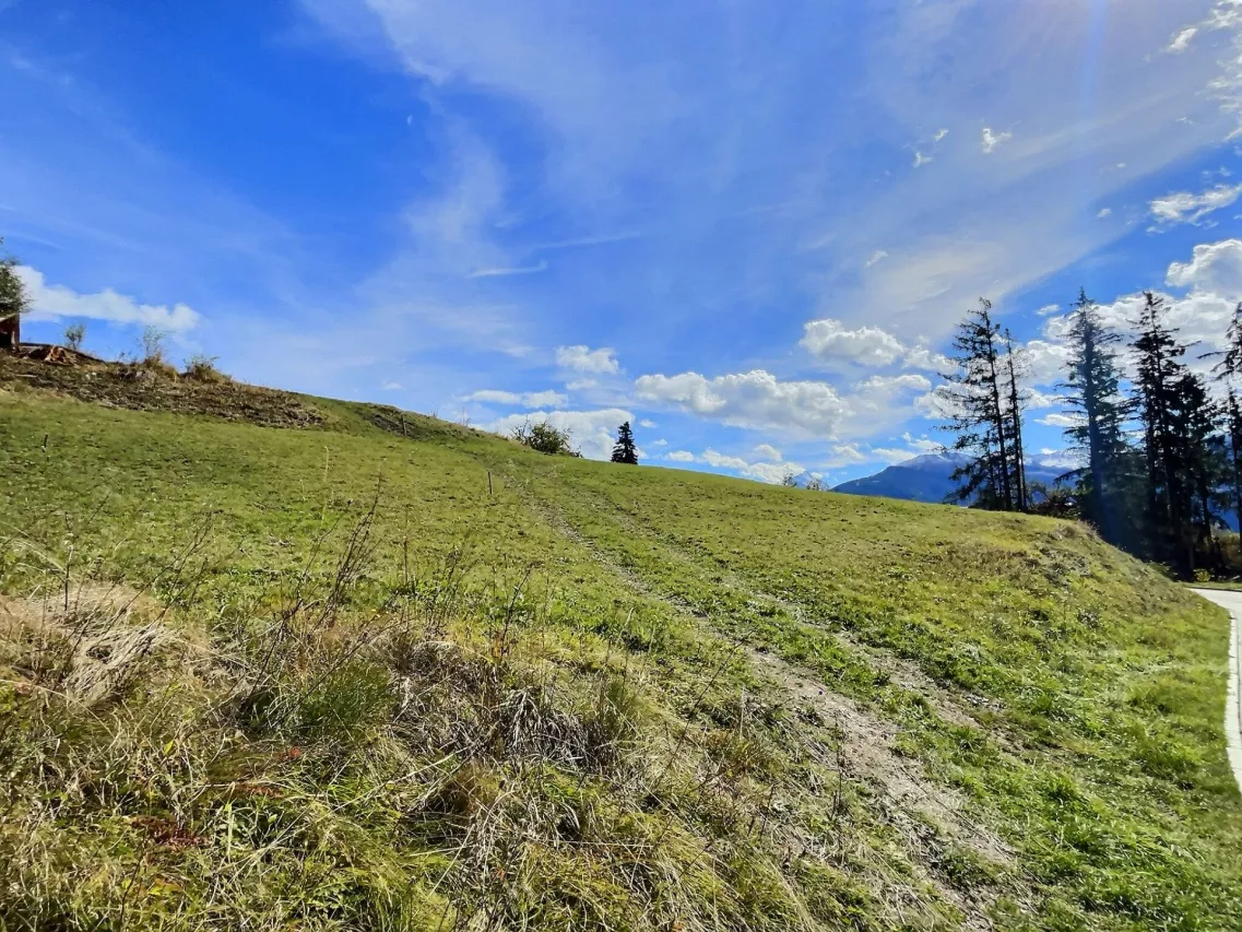 A construire à Crans - Cadre Verdoyant, vue montagnes