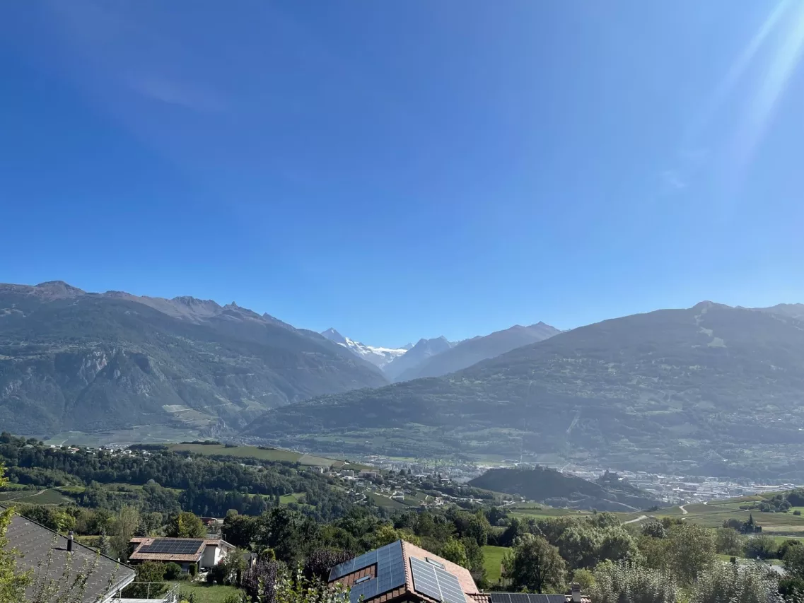 Bel appartement en terrasse de 4.5 pièces  avec vue panoramique - A1