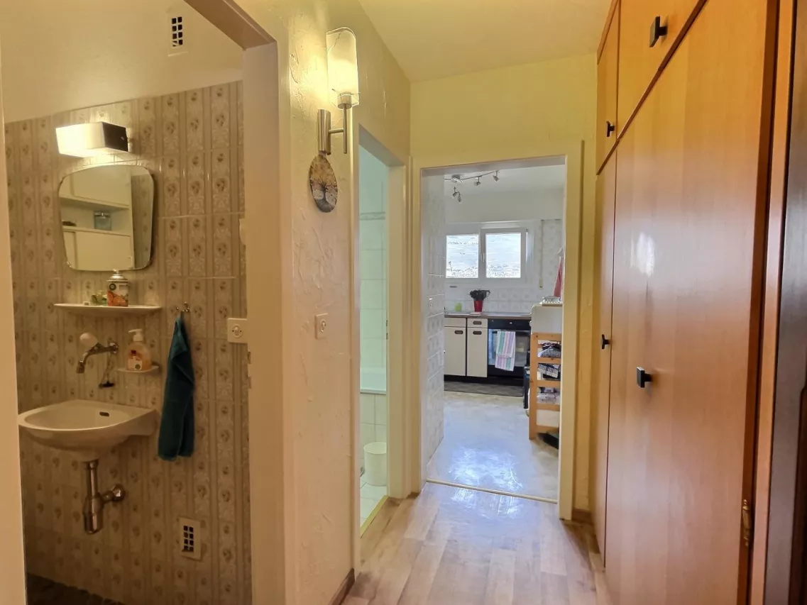 Bel appartement 4.5 pièces attique balcon sud et garage box à Chippis (proche Sierre)