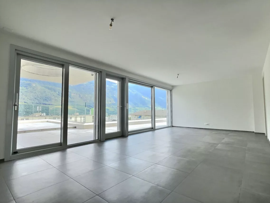 Bel appartement attique rooftop - 3.5 pièces à vendre - Sierre