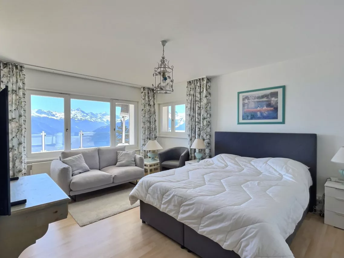 Bel attique d'exception avec vue panoramique sur les Alpes - 7.5 pièces - Crans-Montana