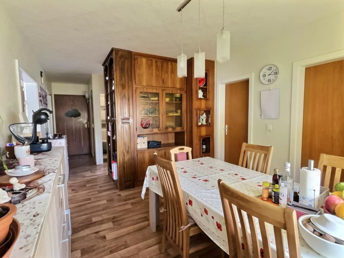 Bel appartement traversant de 4.5 pièces - attique avec garage box