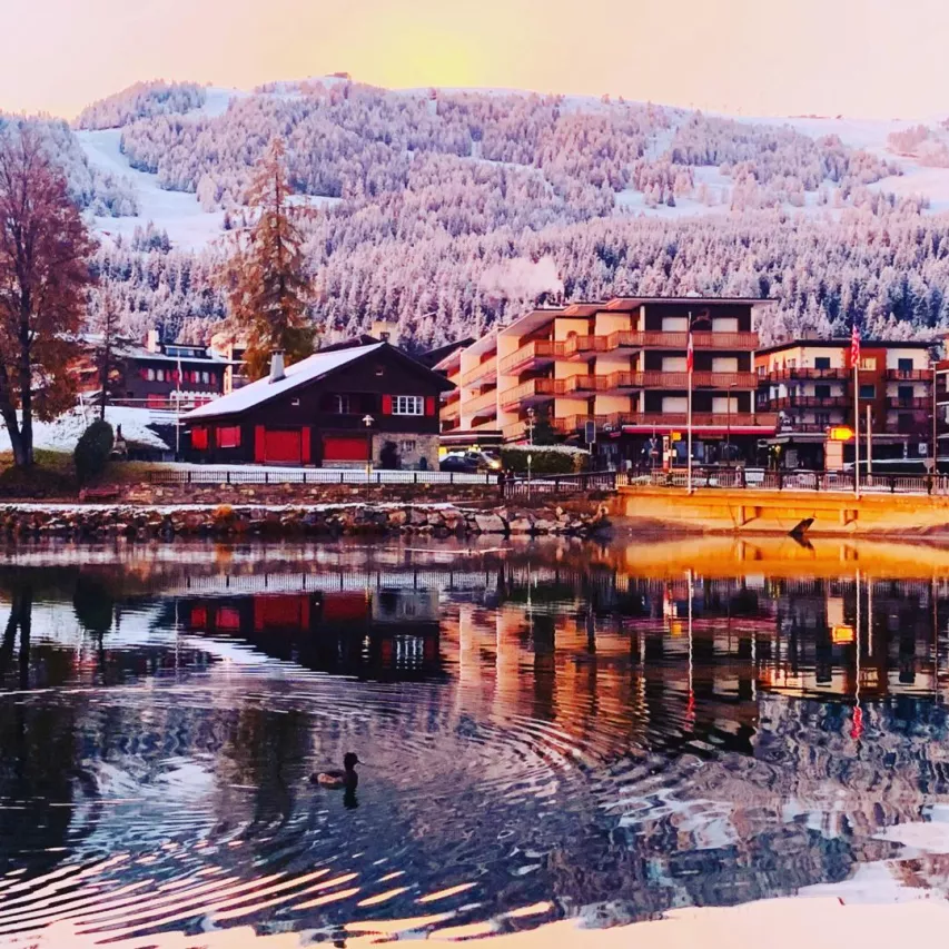 Local commercial idéalement situé à Crans