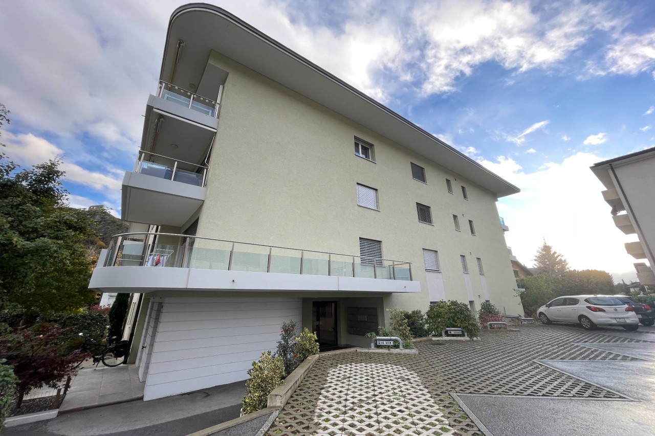 Magnifique appartement en attique au calme à 2 pas du centre de Sion