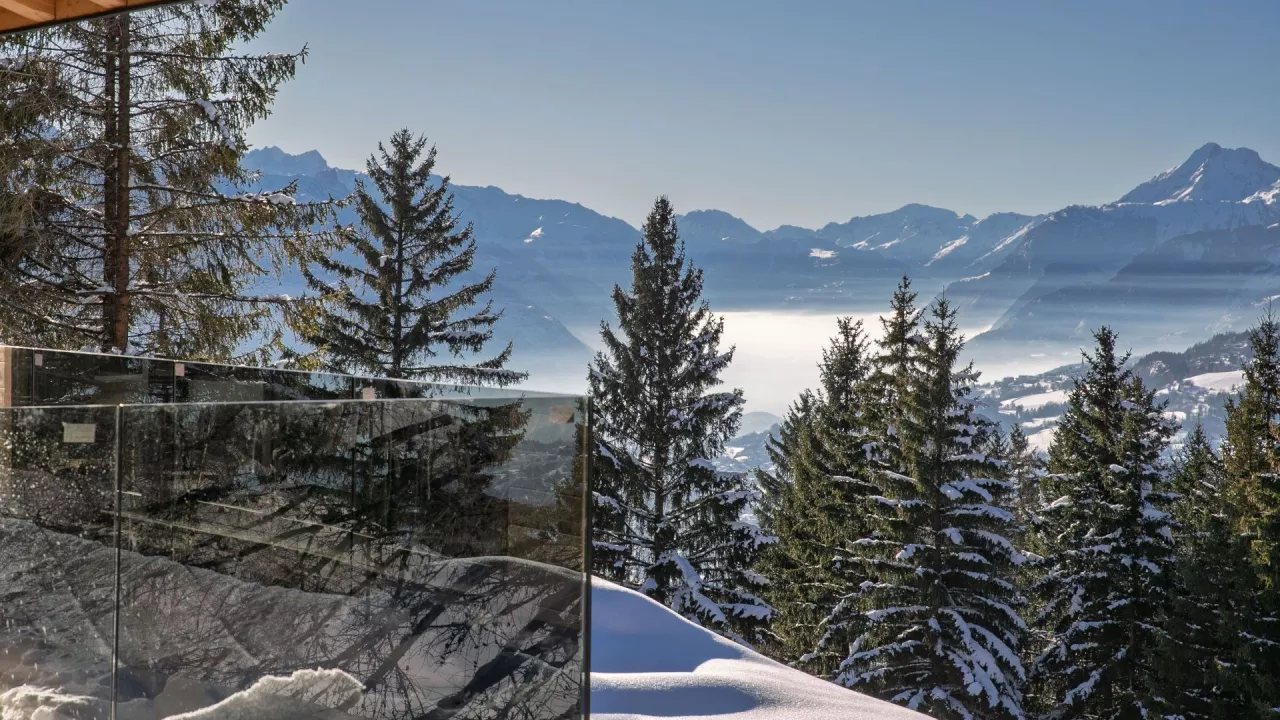 A SAISIR Chalet neuf à Crans-Montana en bordure de zone agricole