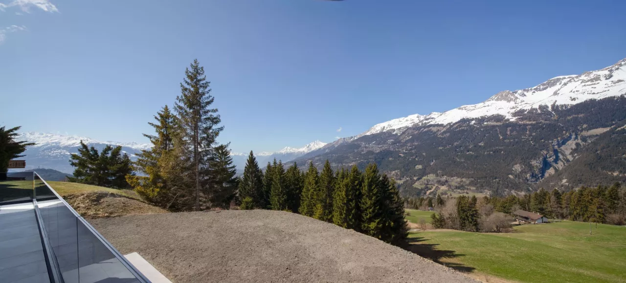 A SAISIR Chalet neuf à Crans-Montana en bordure de zone agricole