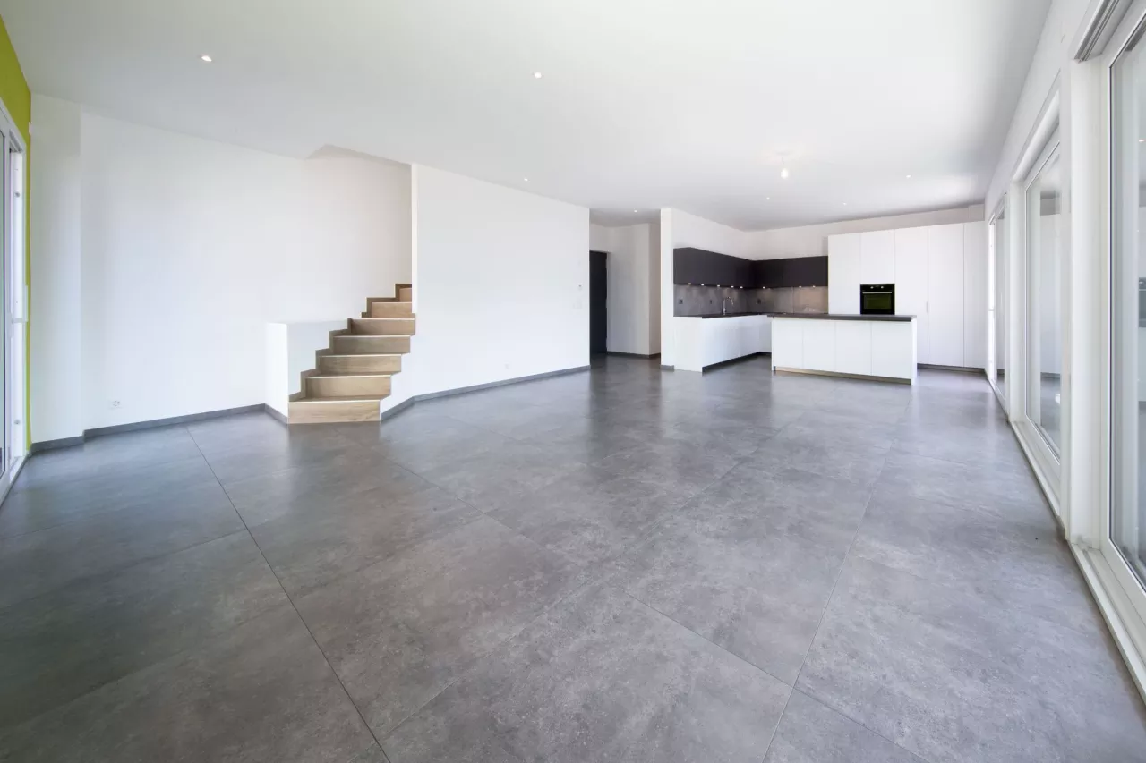 Villa neuve moderne et lumineuse