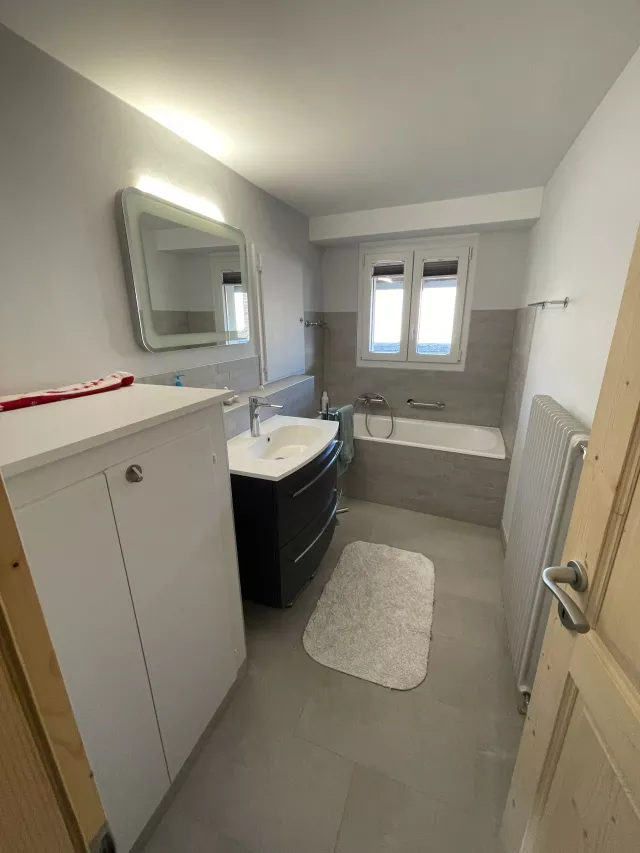 LENS! En attique d'une maison villageoise appartement rénové