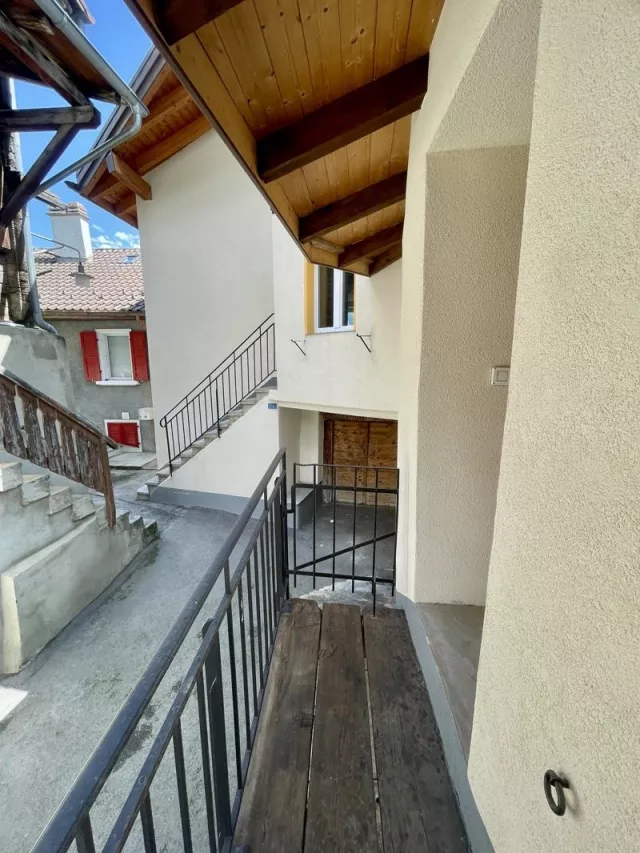 Maison villageoise alliant modernité et authenticité au coeur de Mura à Sierre