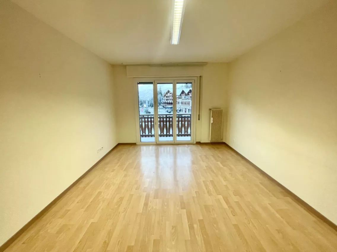 Opportunité à saisir! Au coeur de Crans Appartement à rénover de 4,5 pièces