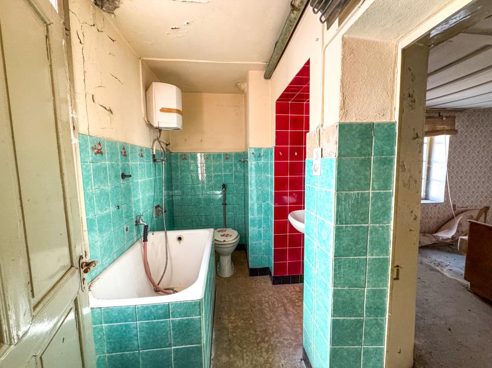 Maison multi-appartements 10 pièces à Ardon