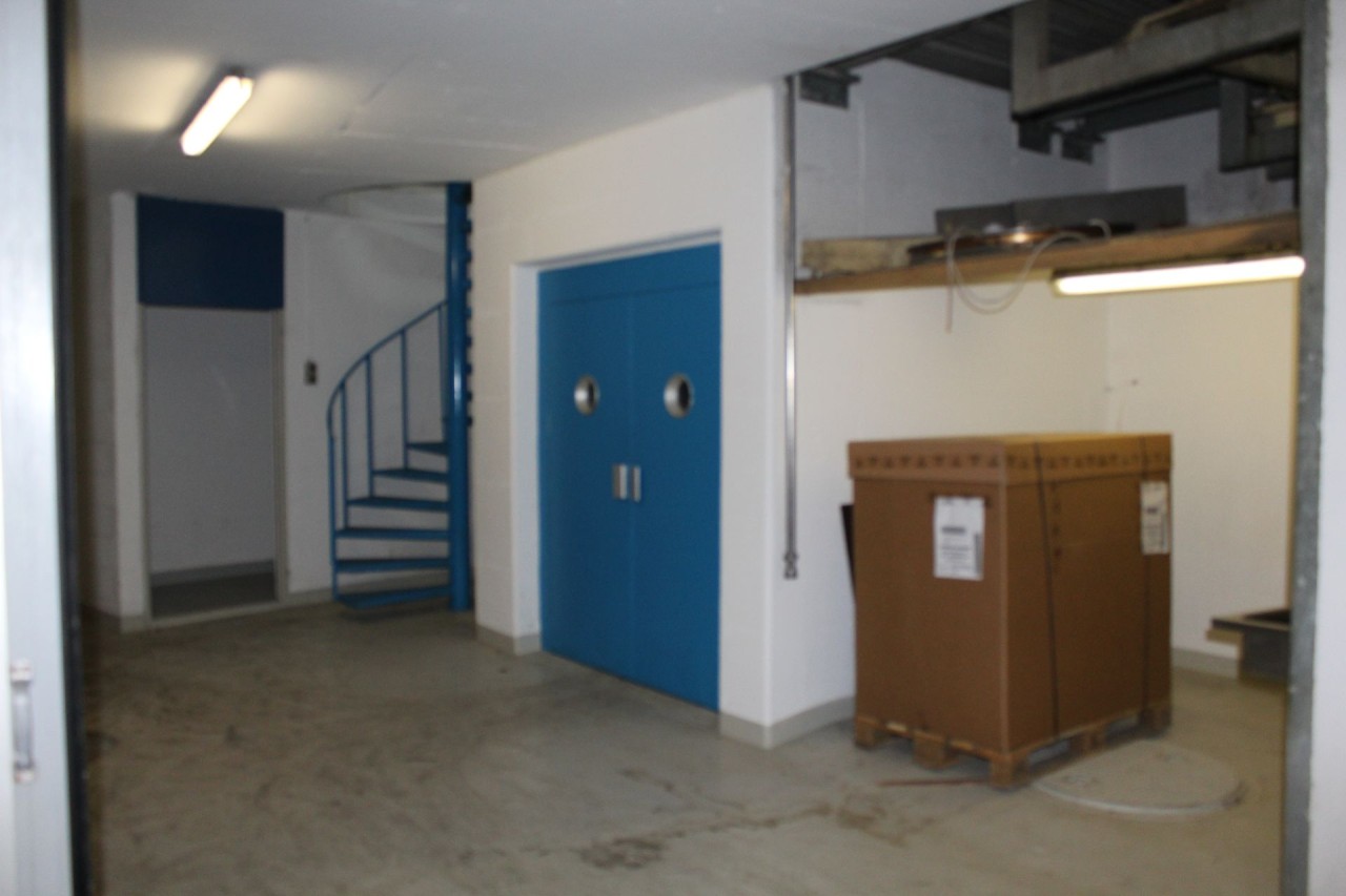 Dépôt | Cave à vin | Local de stockage équipé