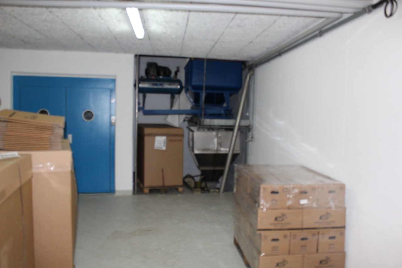 Dépôt | Cave à vin | Local de stockage équipé