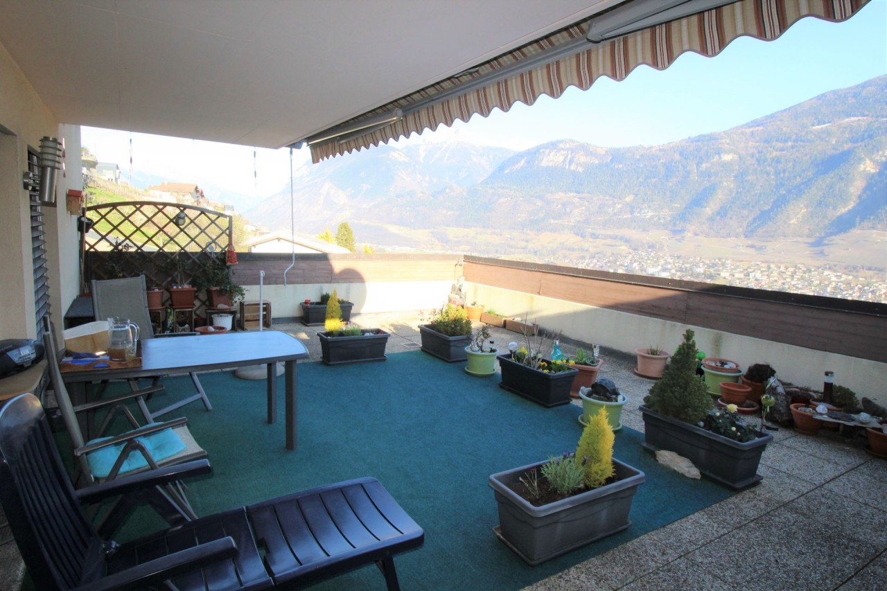Appartement spacieux avec terrasse et vue panoramique | Ollon