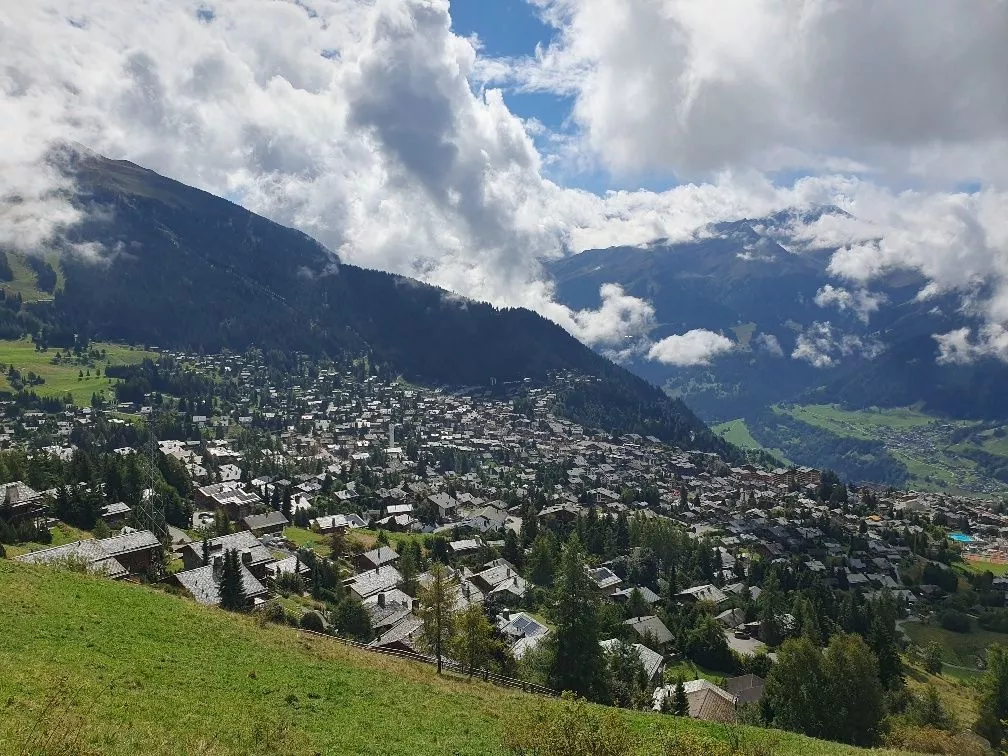 "Verbier, le luxe au sommet - Vivez la montagne autrement" | Promotion