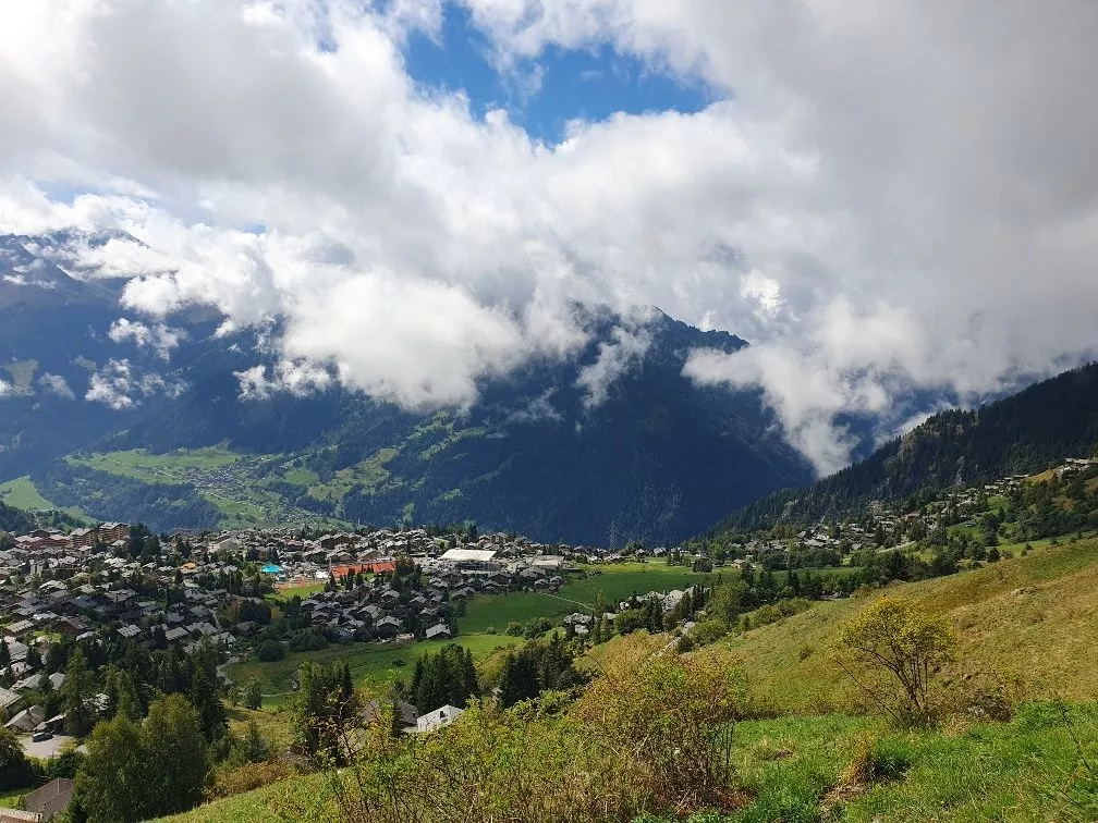 "Verbier, le luxe au sommet - Vivez la montagne autrement" | Promotion