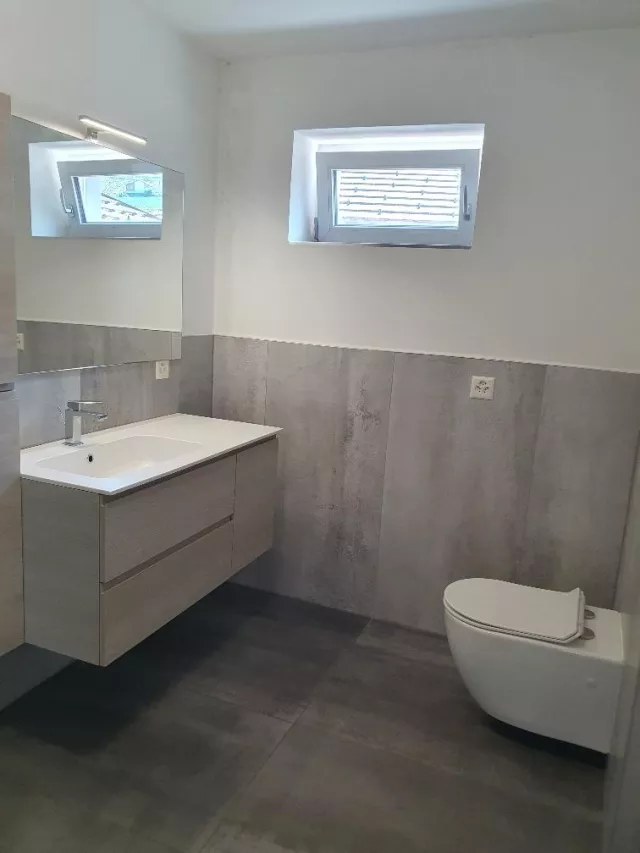 Réchy, Valais Bel attique rénové de 3.5 pièces