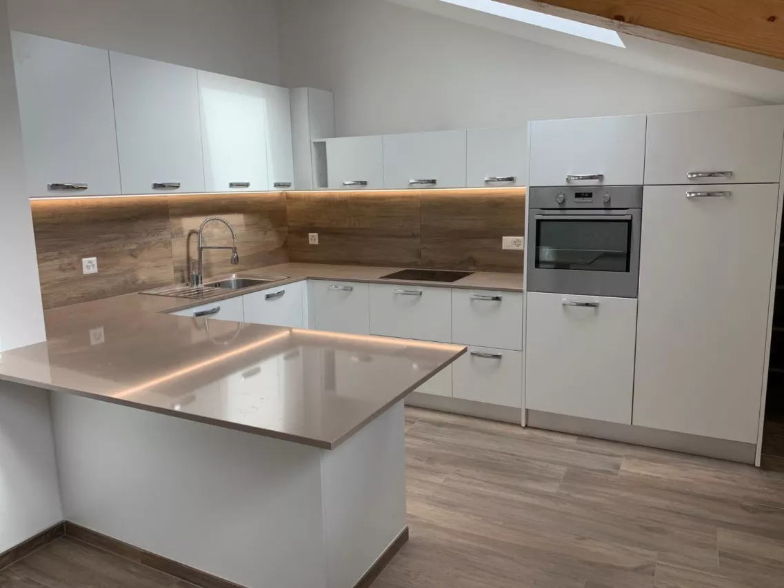 Maison villageoise Réchy | 3 appartements entièrement révovés