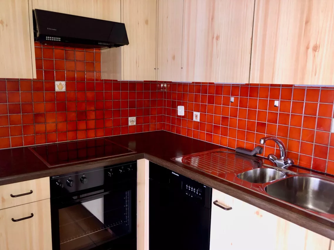 Granois, charmant app. de 3.5 pièces avec terrasse-pelouse