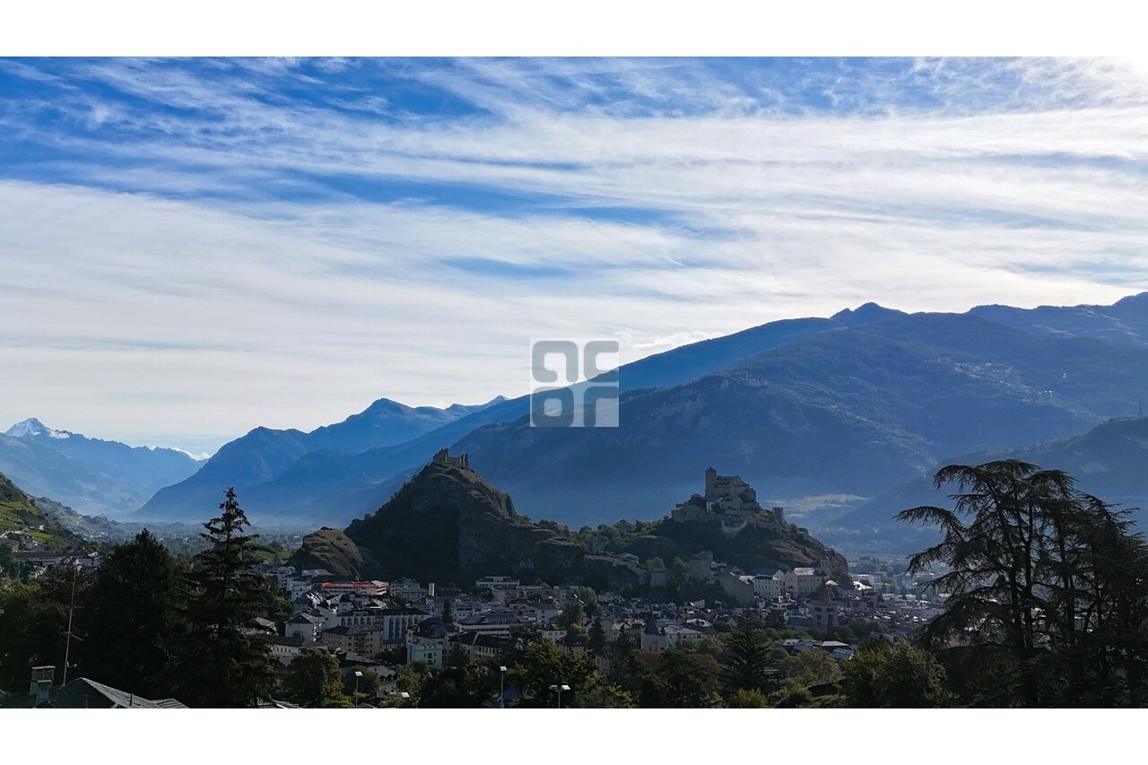 Appartement à  Gravelone, vue sur les châteaux