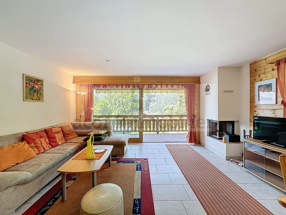 Appartement meublé de 3½ pièces avec vue panoramique à Ovronnaz