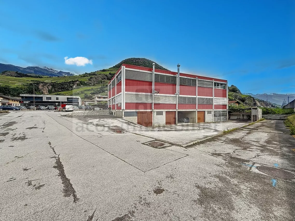 Bureaux lumineux avec garages à vendre - St-Léonard (VS)