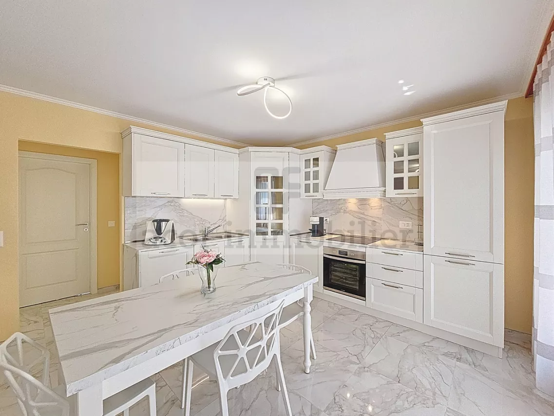 Appartement 4½ pièces rénové au centre-ville de Sierre