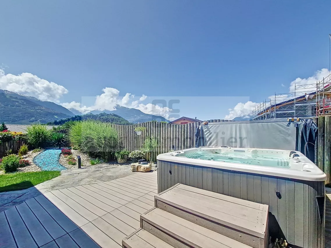 Superbe villa avec studio indépendant à Savièse!