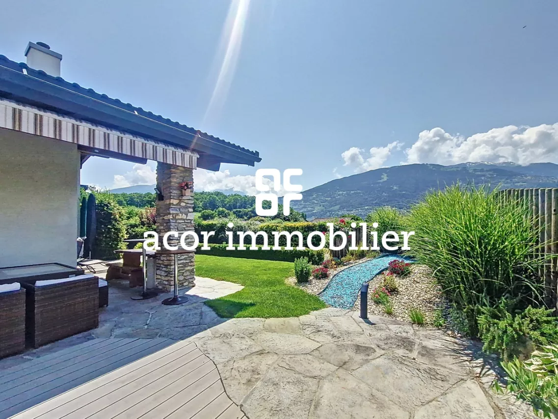 Superbe villa avec studio indépendant à Savièse!