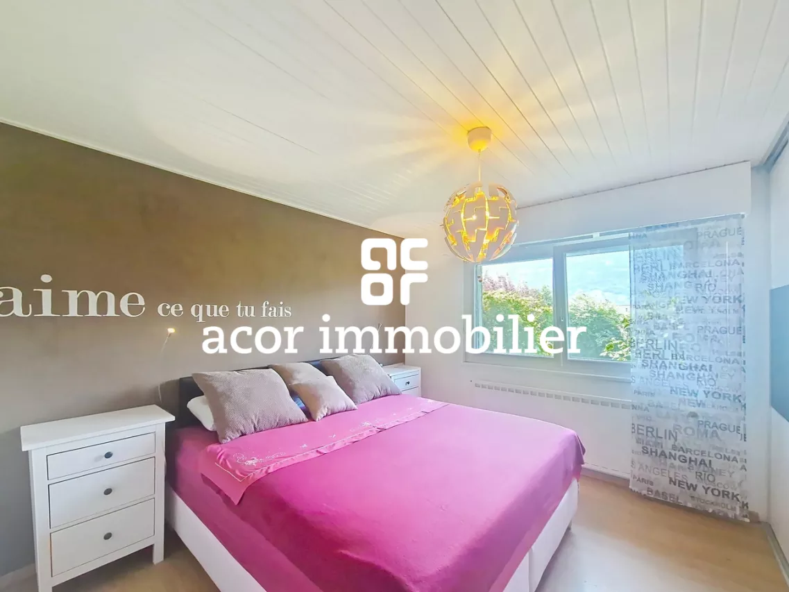 Superbe villa avec studio indépendant à Savièse!