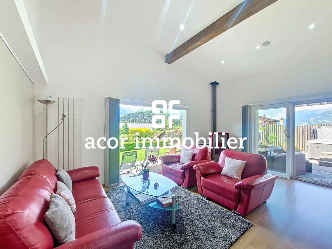 Superbe villa avec studio indépendant à Savièse!