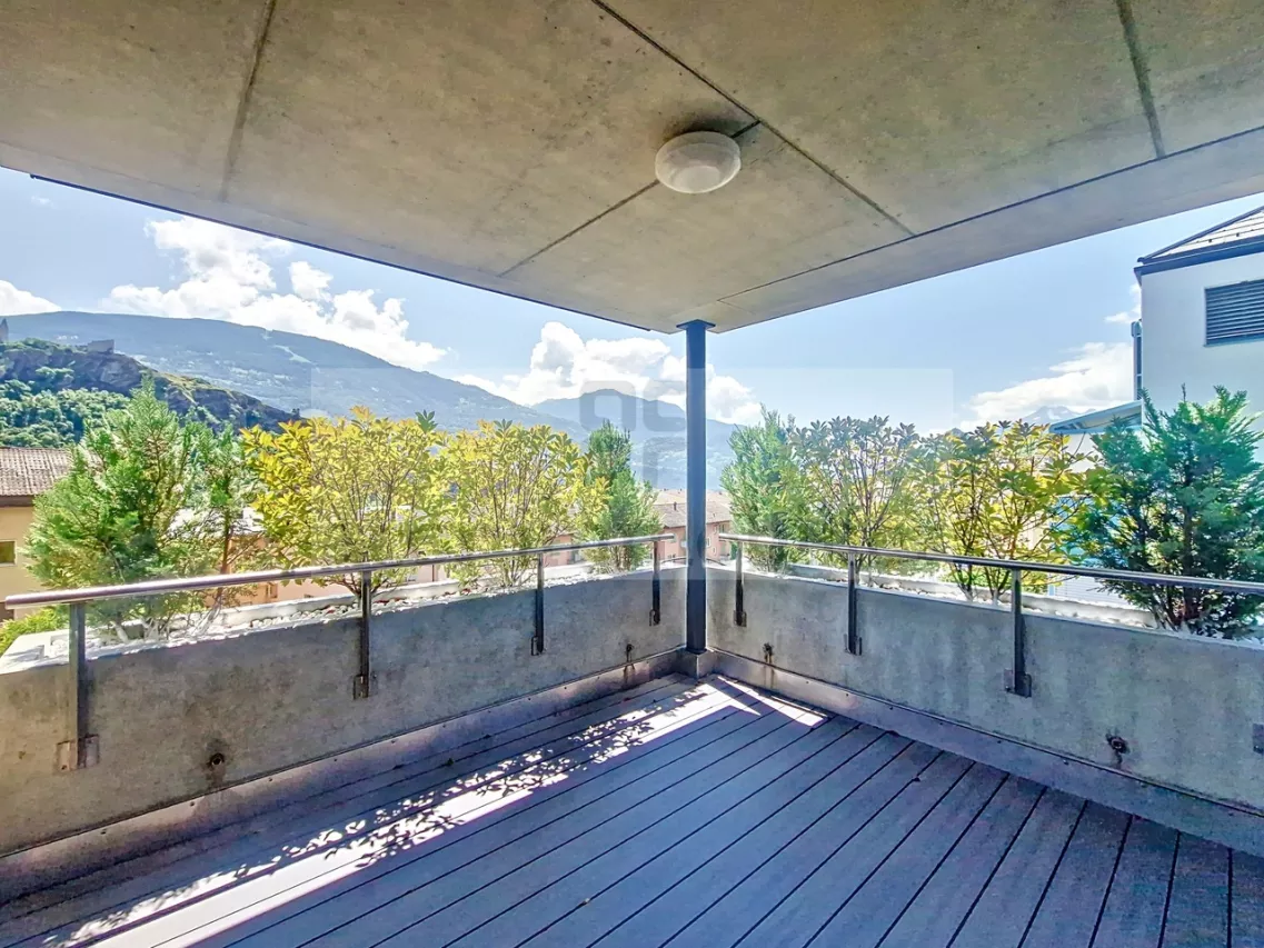 Appartement luxueux de 4.5 pièces neuf à Platta!
