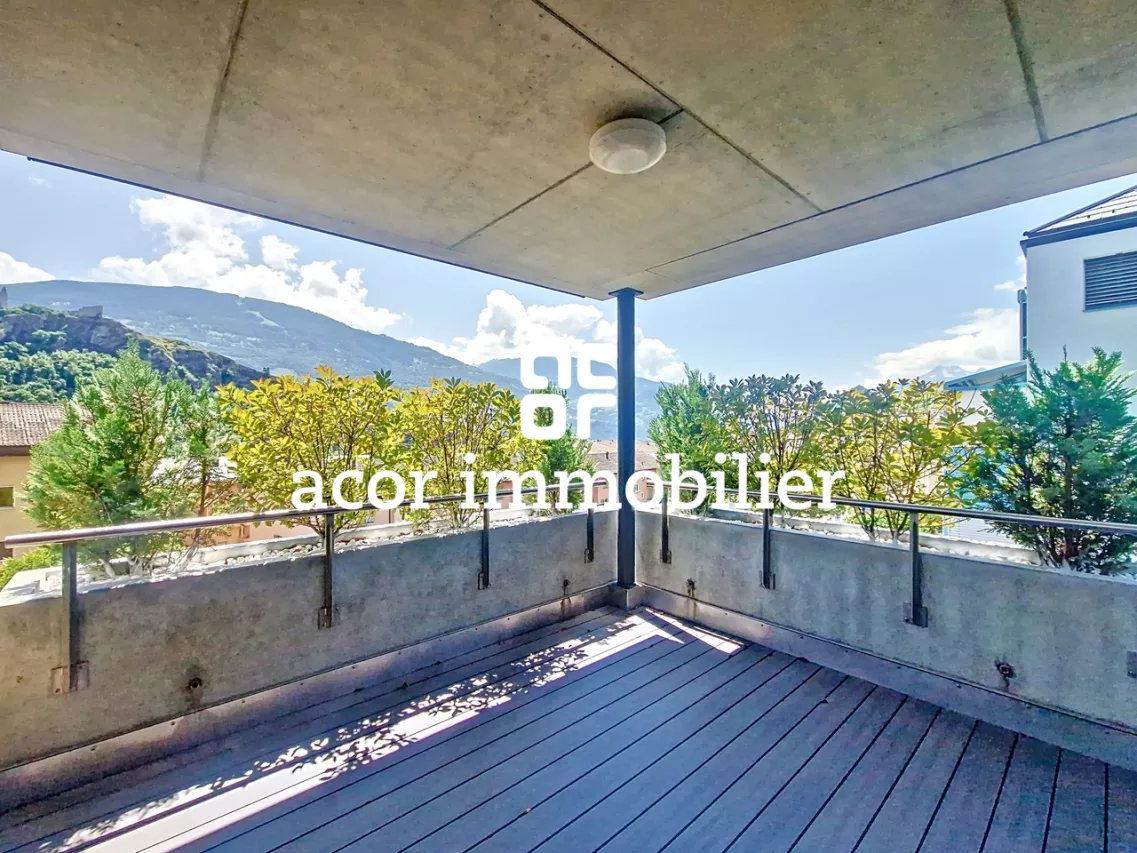 Appartement luxueux de 4.5 pièces neuf à Platta!