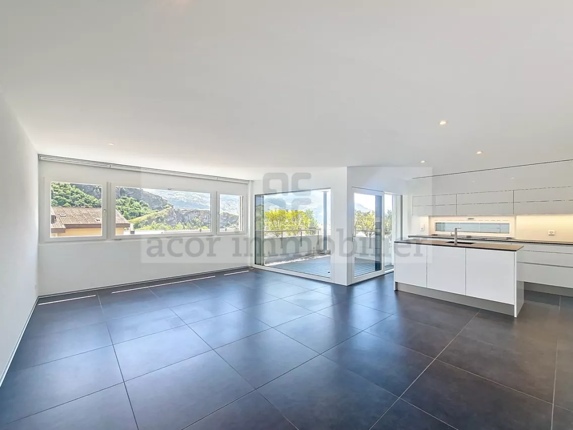 Appartement luxueux de 4.5 pièces neuf à Platta!