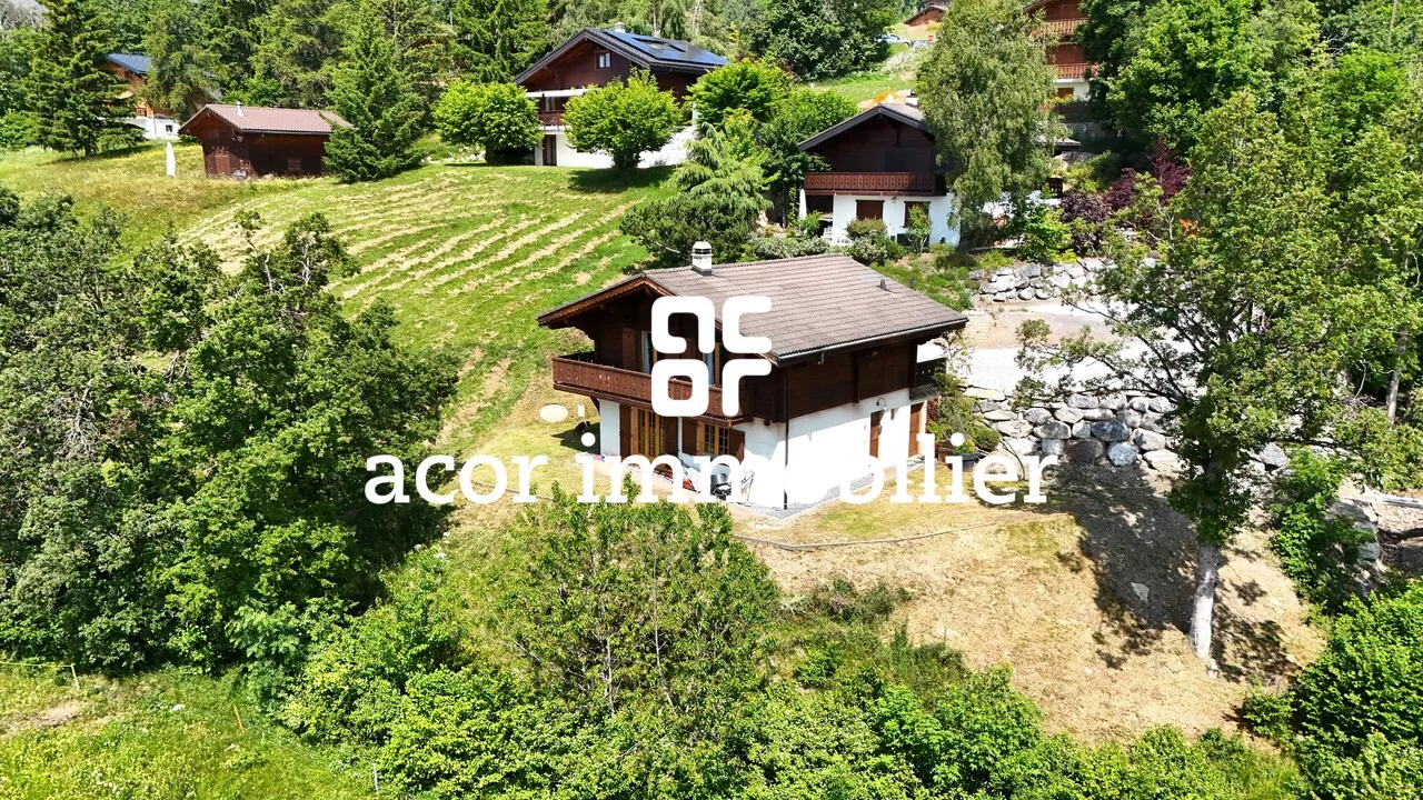 Chalet rénové avec vue et tranquillité à Arbaz!